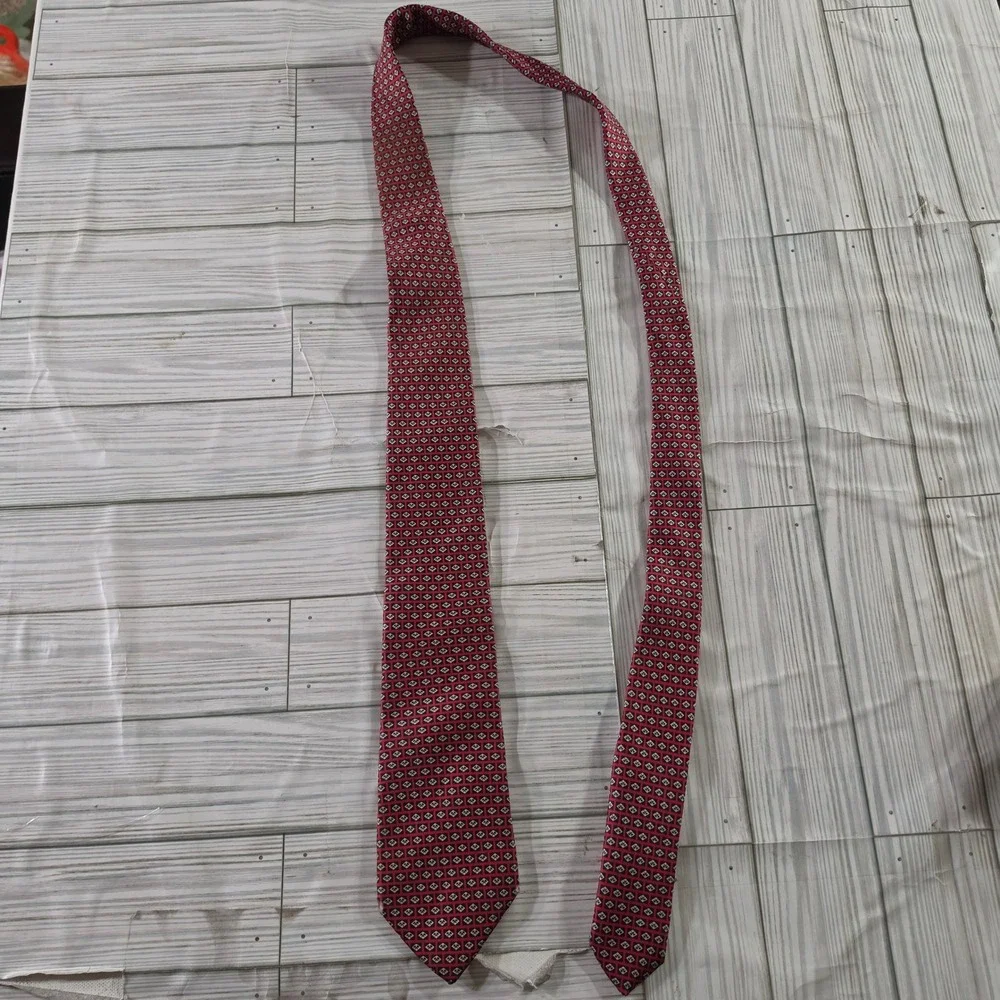 Gianni Bulli Mens Silk Tie Red Geometric Diamond Pattern Hand Made in Italy
